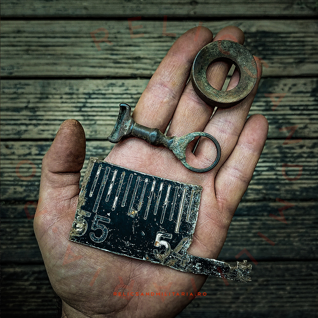27 Wurzburg Riese Fumg 65 Radar relics parts in romania ww2