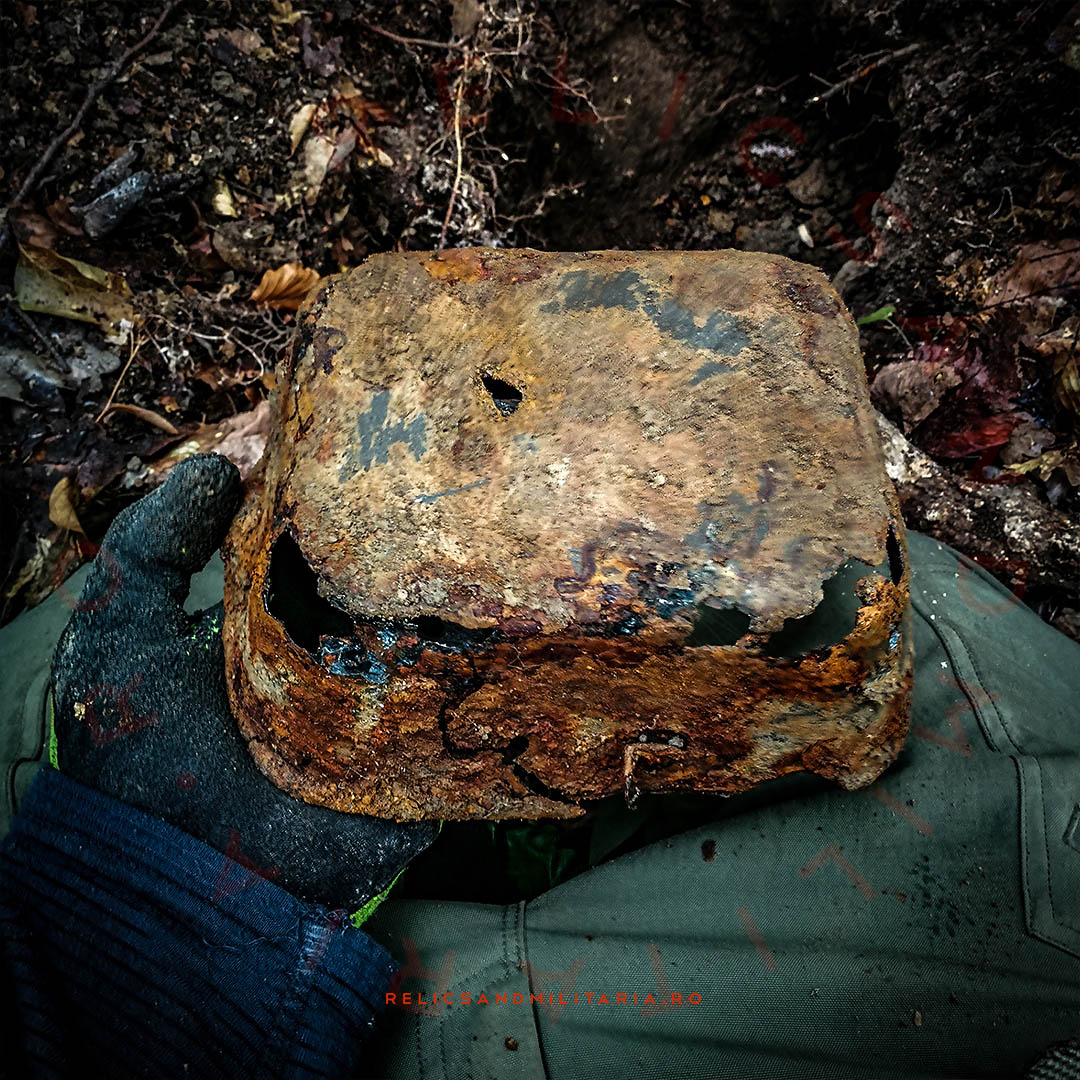 Metal Detecting in Romania WW2 Relics Romanian Army mess kit 